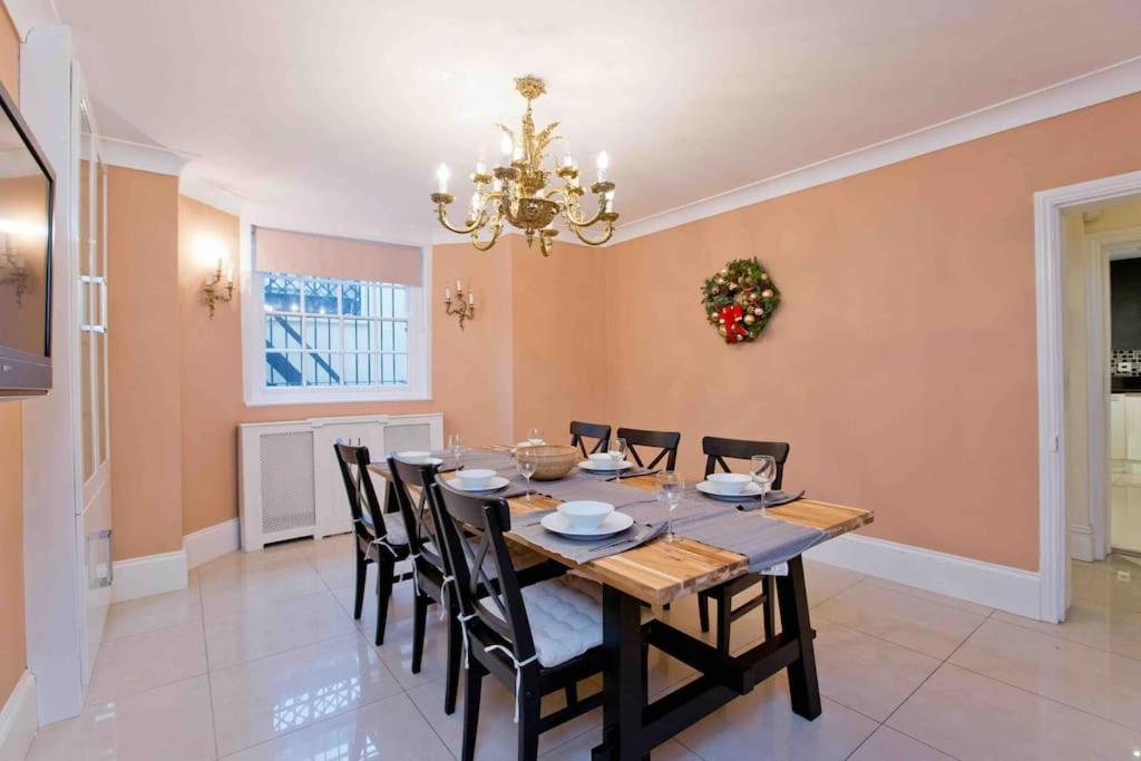 Beautiful Iconic 4 Bedroom House By Regents Park Casa de férias *